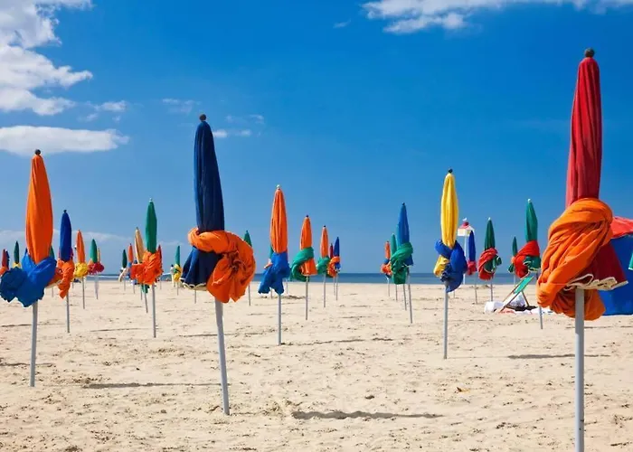 Appartement, Place Morny. דירה דוביל