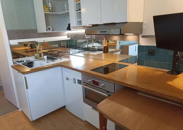 Appartement, Place Morny. * דוביל